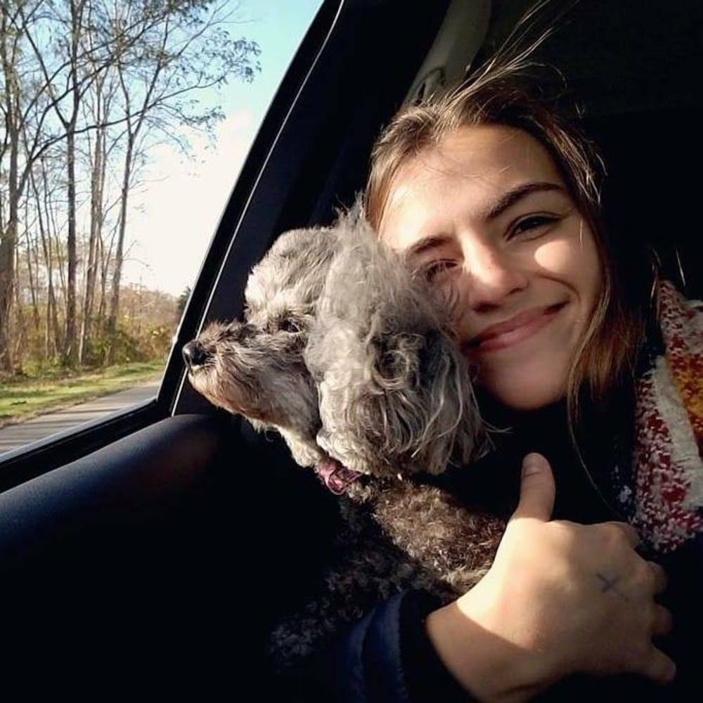 Meet your Posher, Corrine